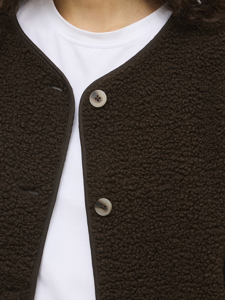 Coffee Bean Jassen - Viada Teddy Jacket van Vila
