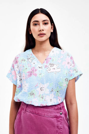 BLF-bright blue print Tops - Saba Shirt SS25 van CKS