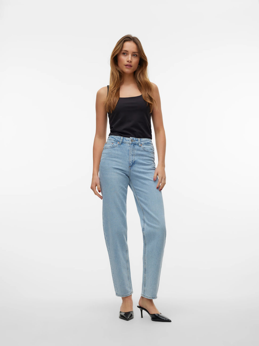 Light blue denim Jeans - Vmtessa Hr Mom Jeans Ra339 Ga Noos van Vero moda