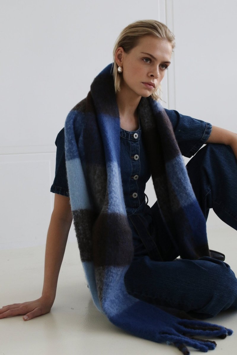 Sjaals - Iaagge Scarf van Ichi