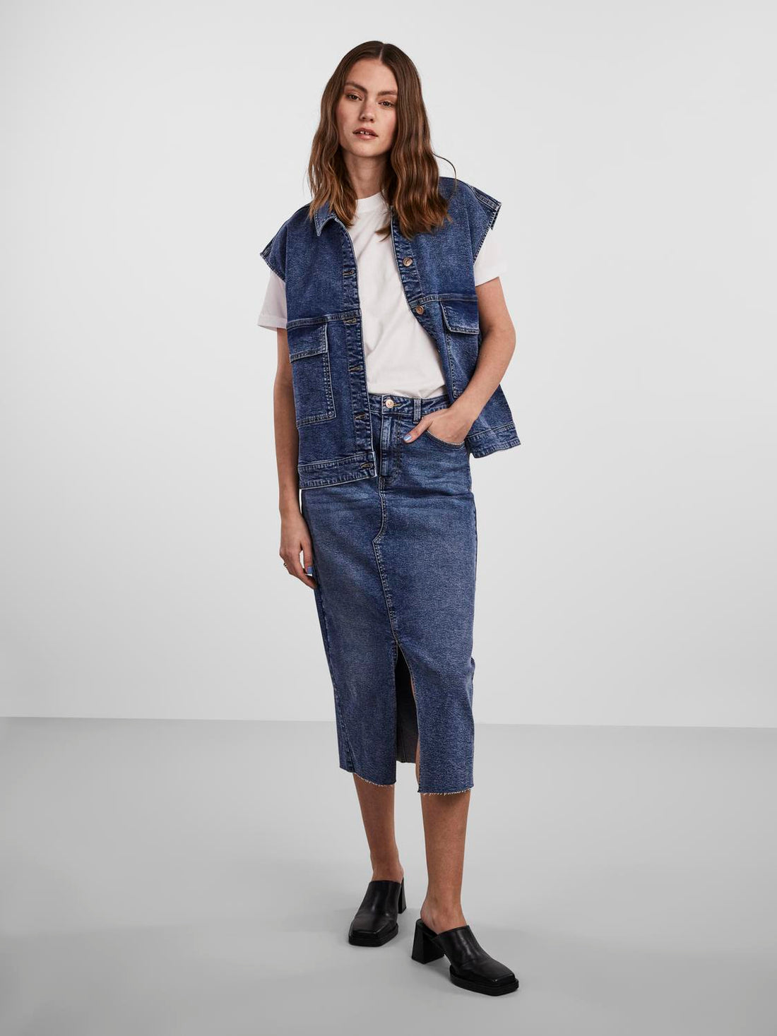 Rokken Pcjessie Hw Denim Midi Skirt Noos van Pieces