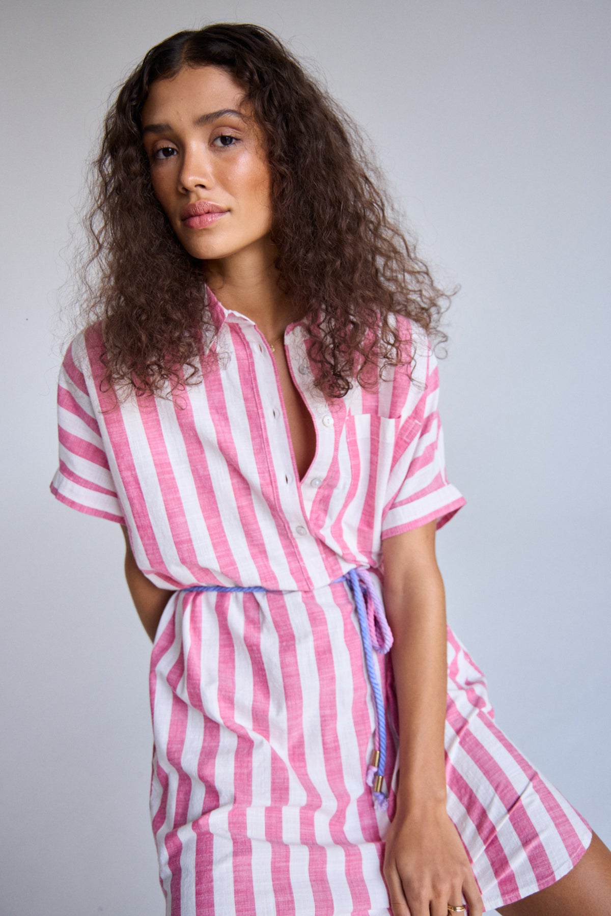 Bright Rose White Stripe Jurken - Ihlolia Dress van Ichi