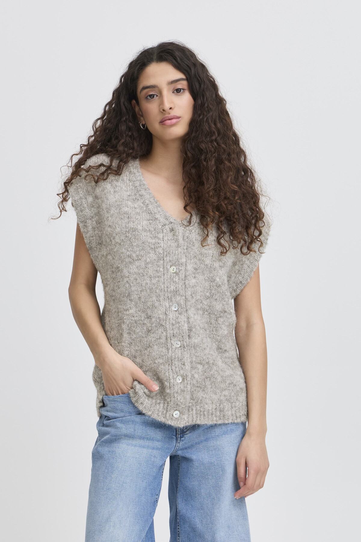Cardigans - Ihbelablue Waistcoat van Ichi