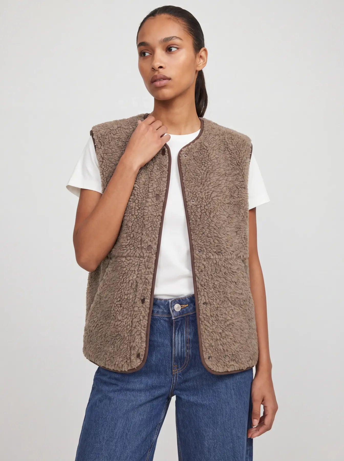 Jxvera Teddy Vest - AW26