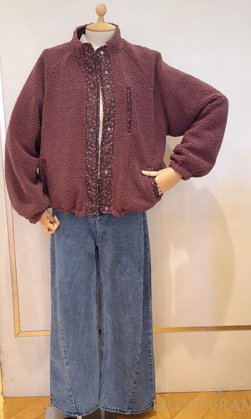 Reversibel teddy coat with small flowers AOP