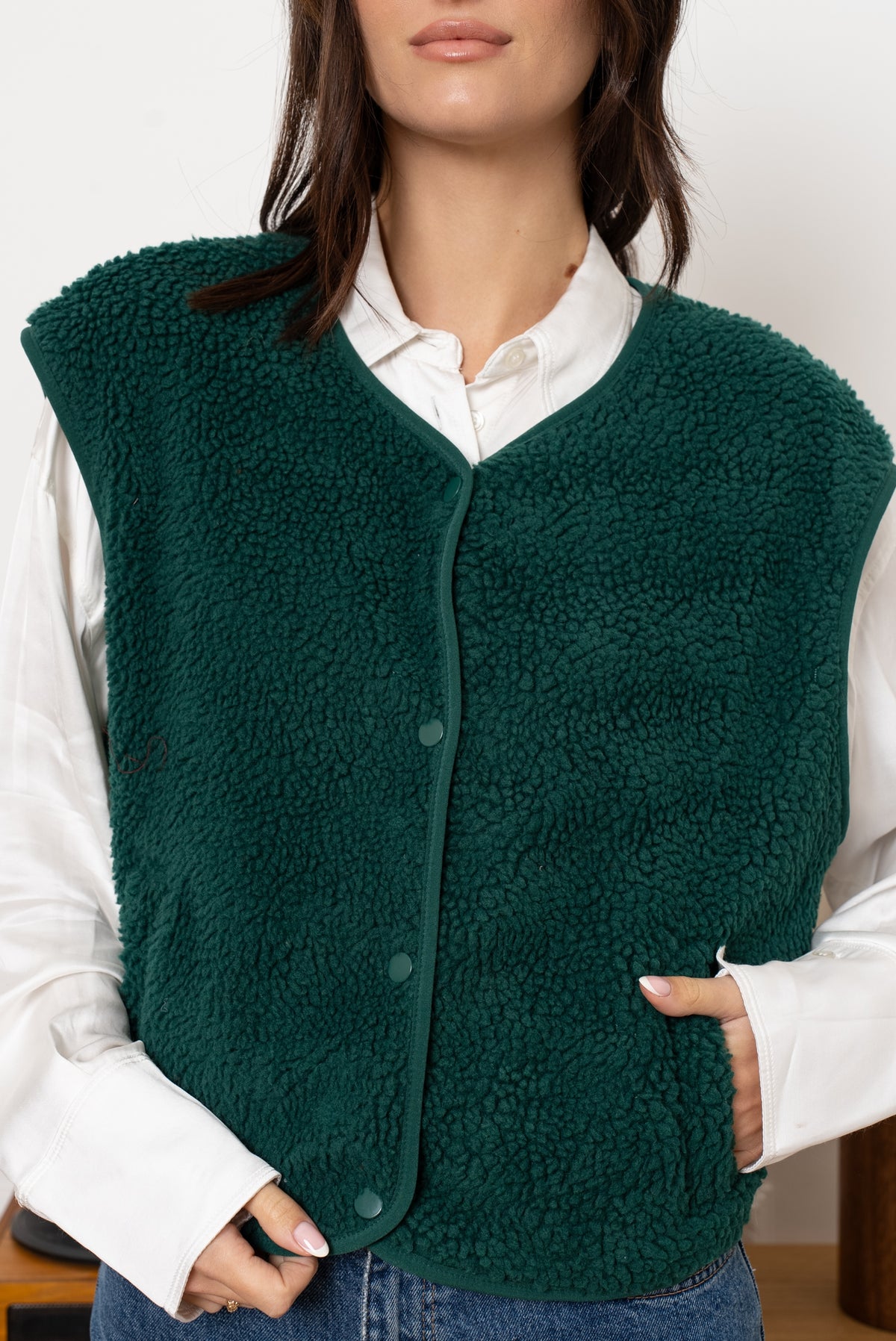 30% Lara Teddy Vest 4