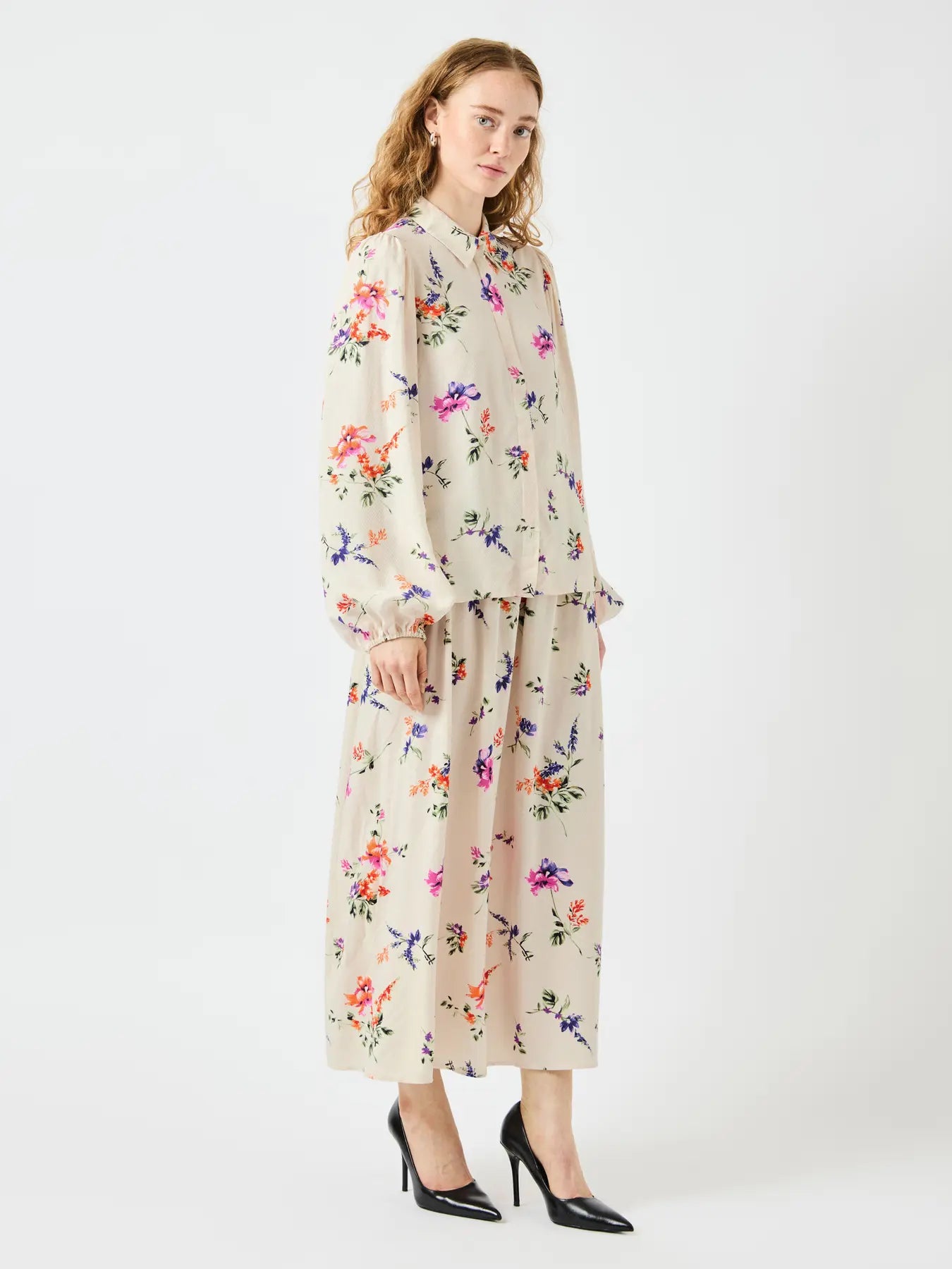 Shirts - Yasasina Ls Shirt Noos - SS25 van Y.A.S