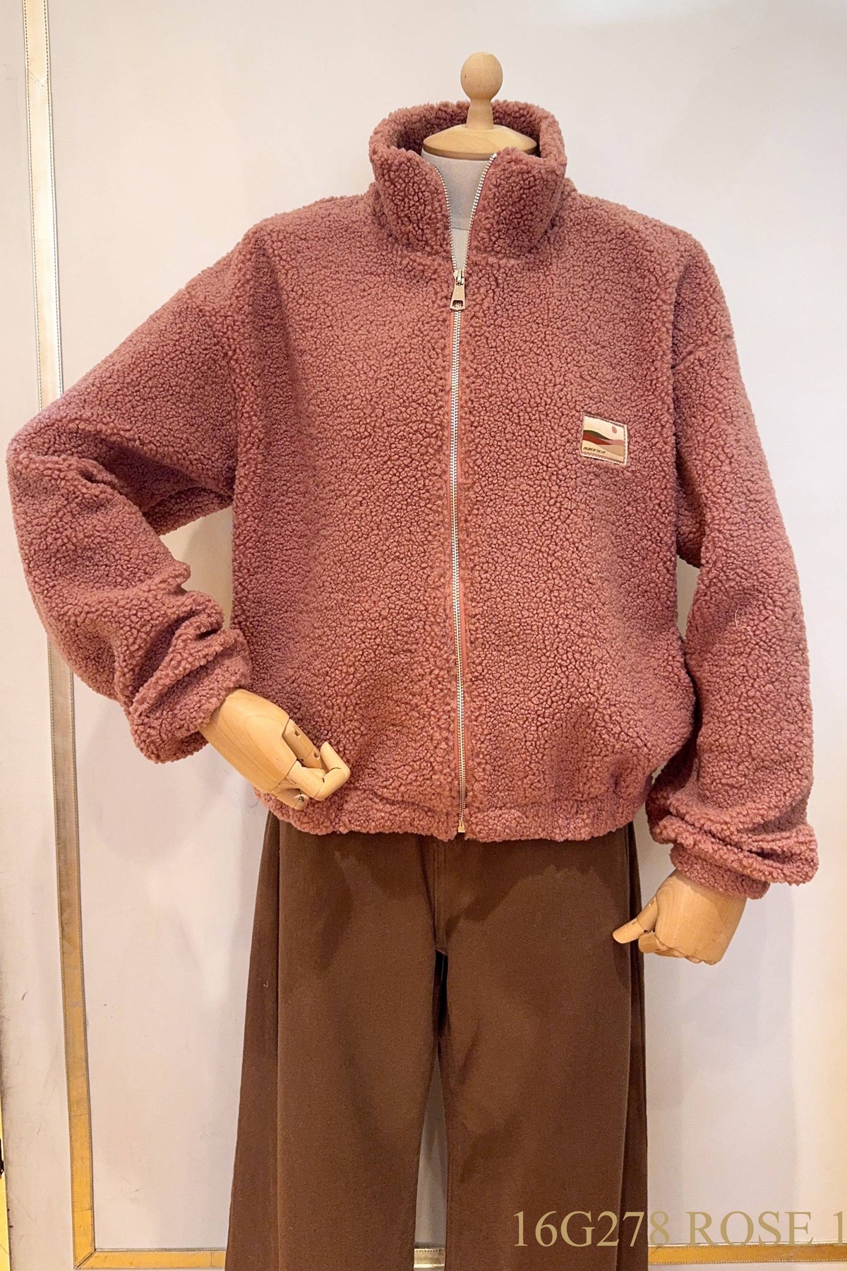 Teddy bomber with zipper