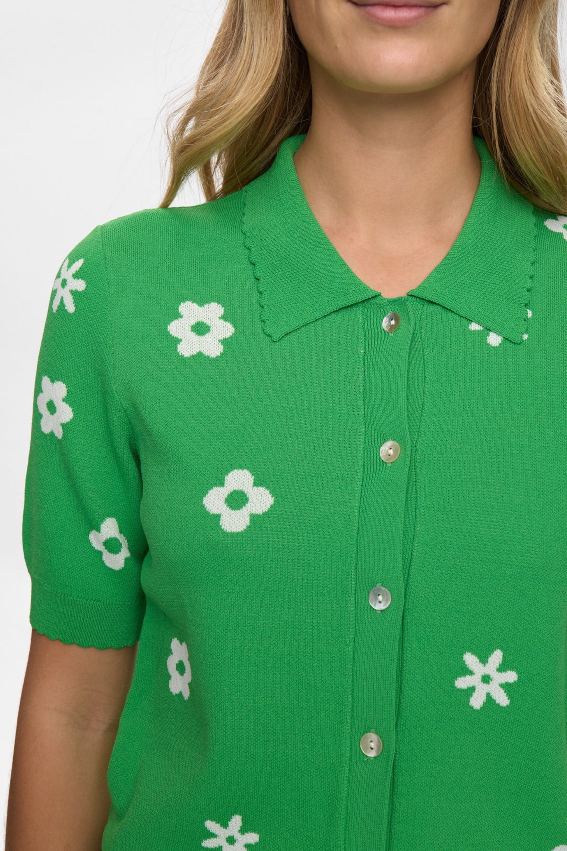 Vibrant Green Cardigans - Numargitta Cardigan van Numph