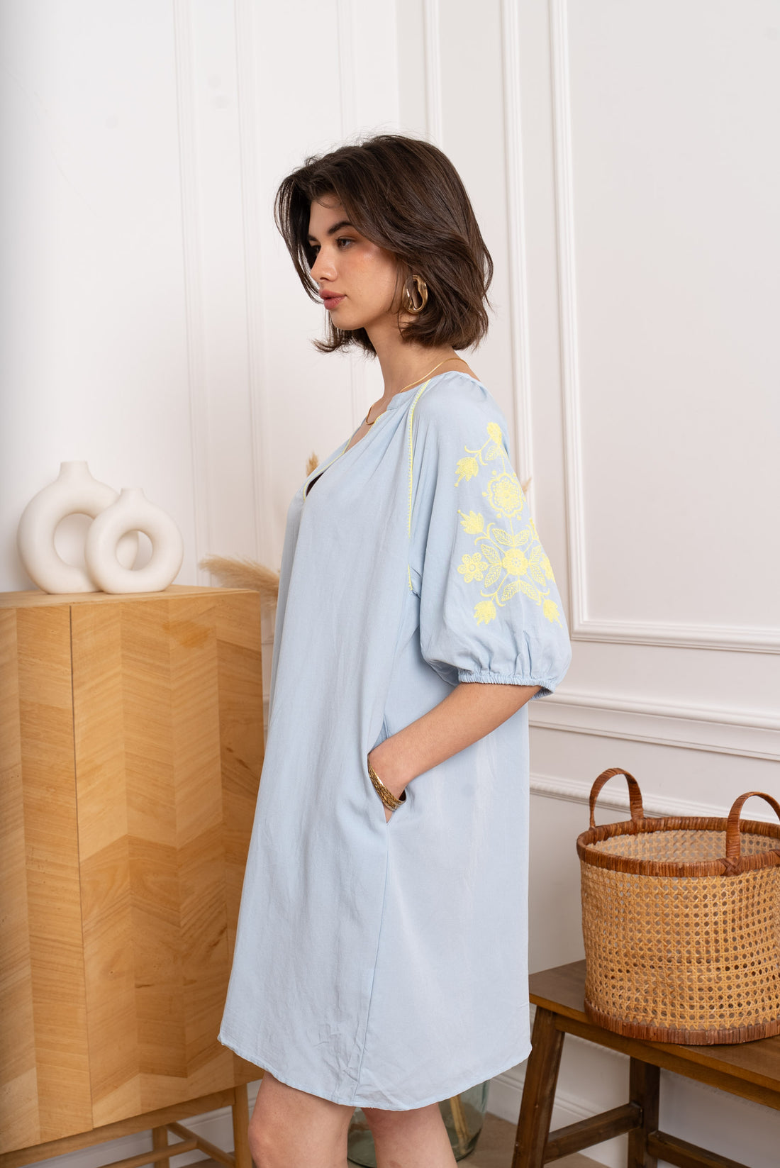 Flower embroidery summer dress