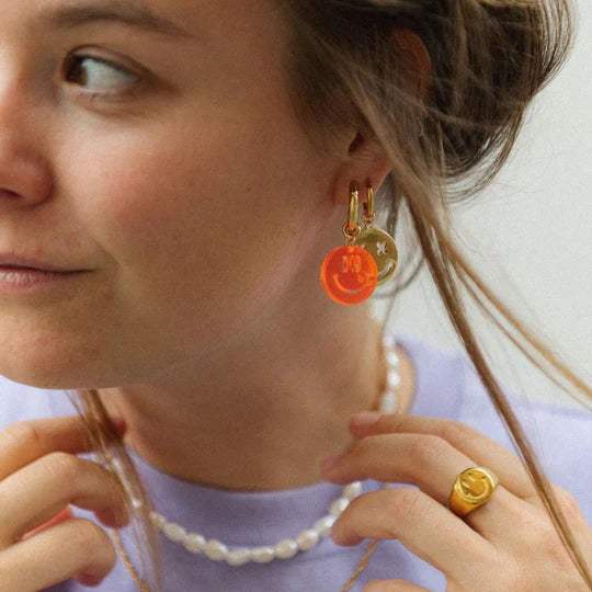 Juwelen - Plexi hoop - Smiley van Atelier Jean