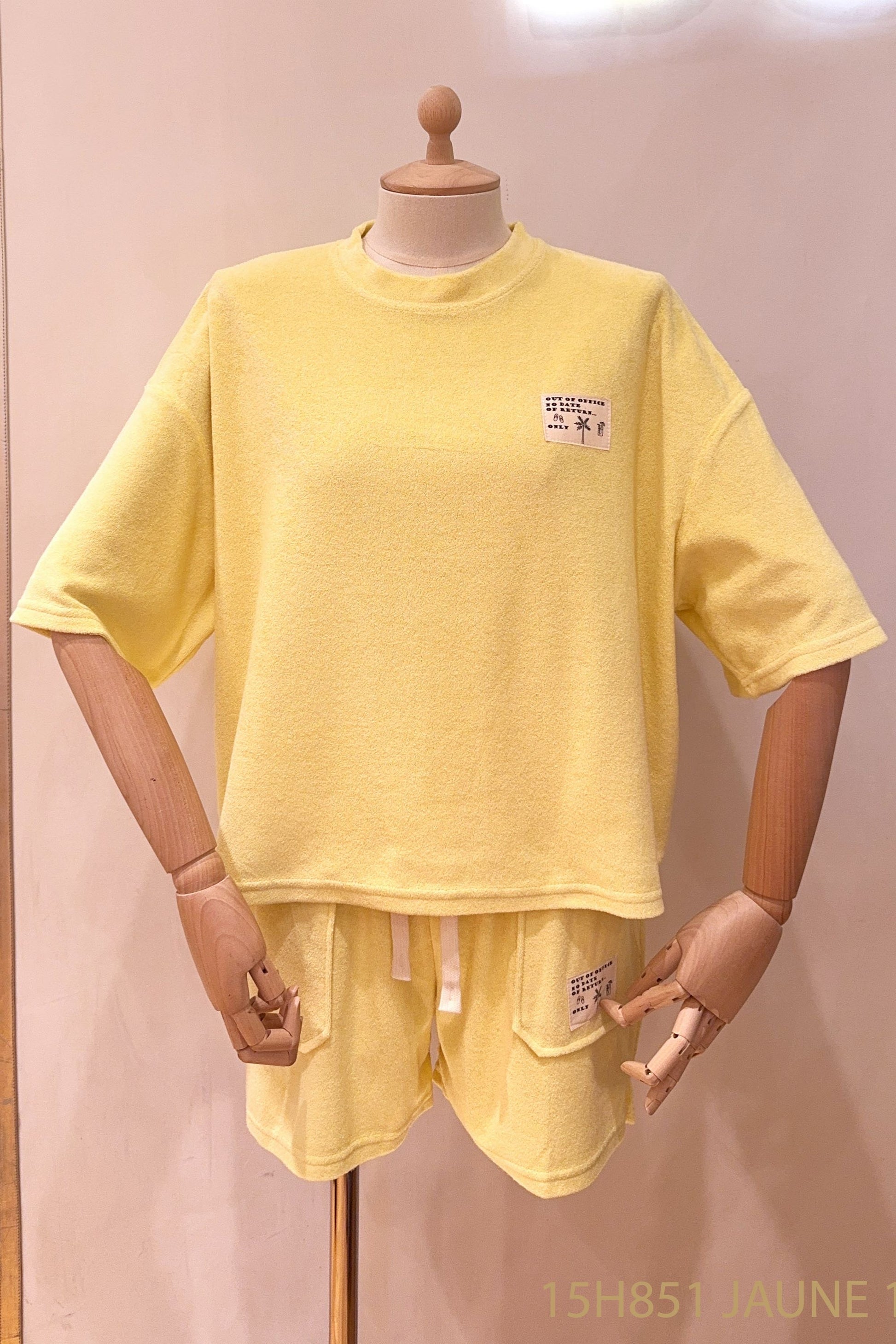 jaune Tops - Out of office patch Terry Top van Season