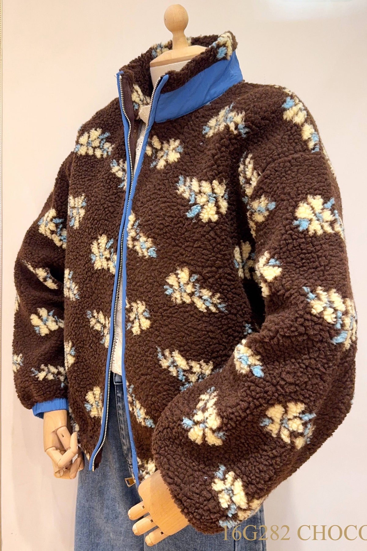 Contrast border zip teddy