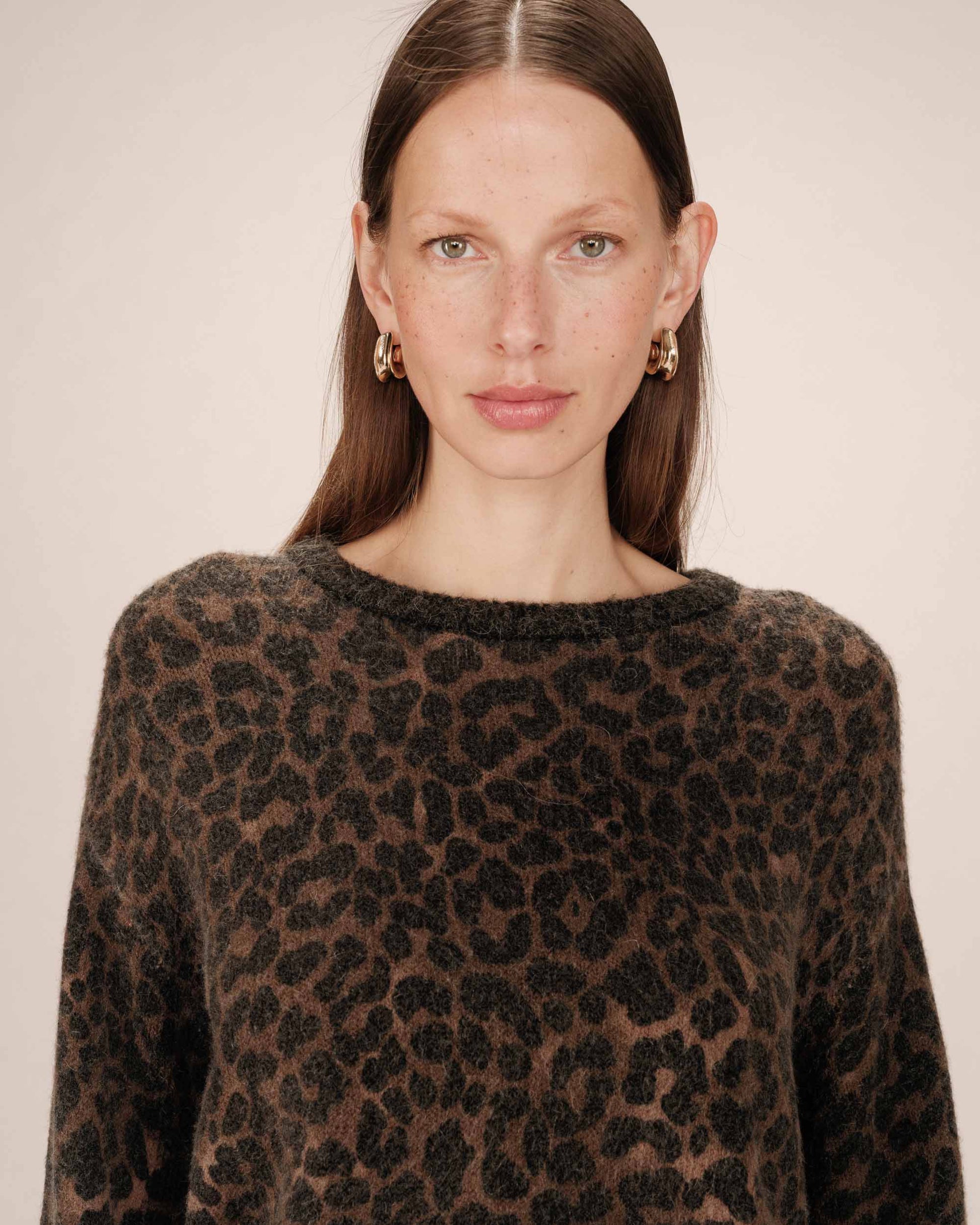 Leopard Pulls - Santigold Pull van Grace and Mila