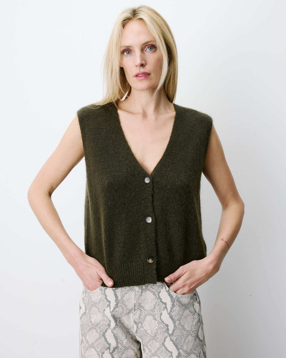 Nars Cardigan - AW26