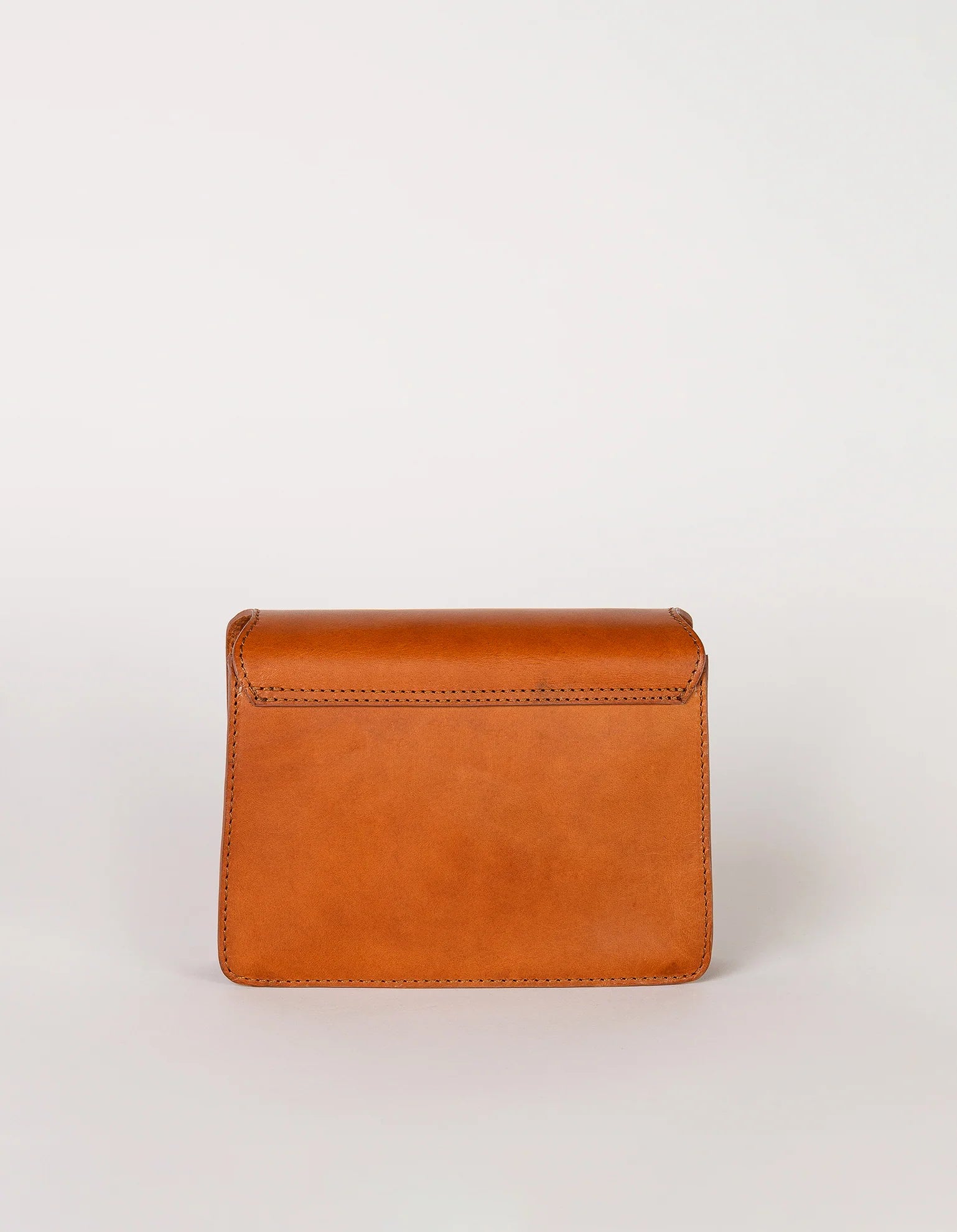 Handtassen - HARPER MINI Cognac Classic Leather van O My Bag