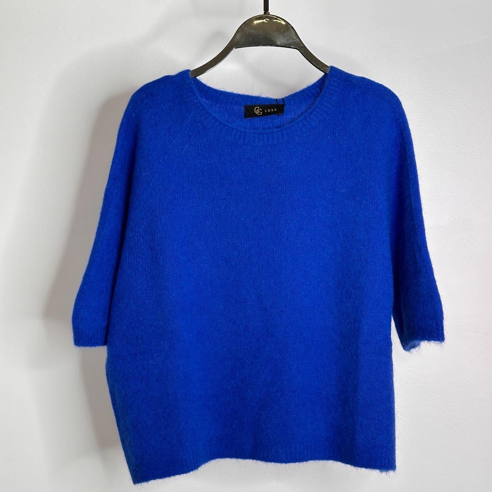 bleu roi One Size Pulls - Alpaca short sleeve knit van Meisjes Brugge