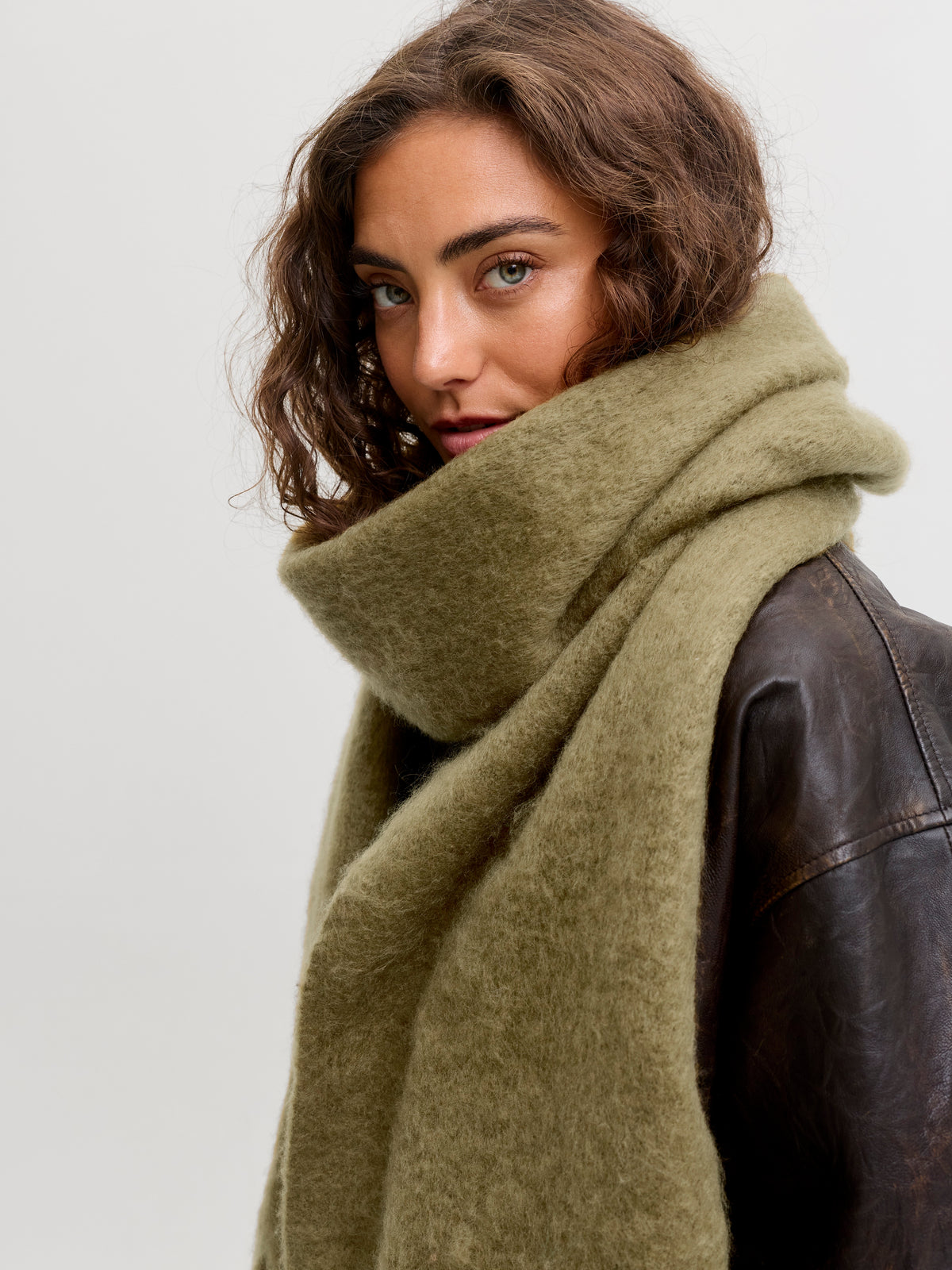 Jxleslie Scarf #2 - AW26