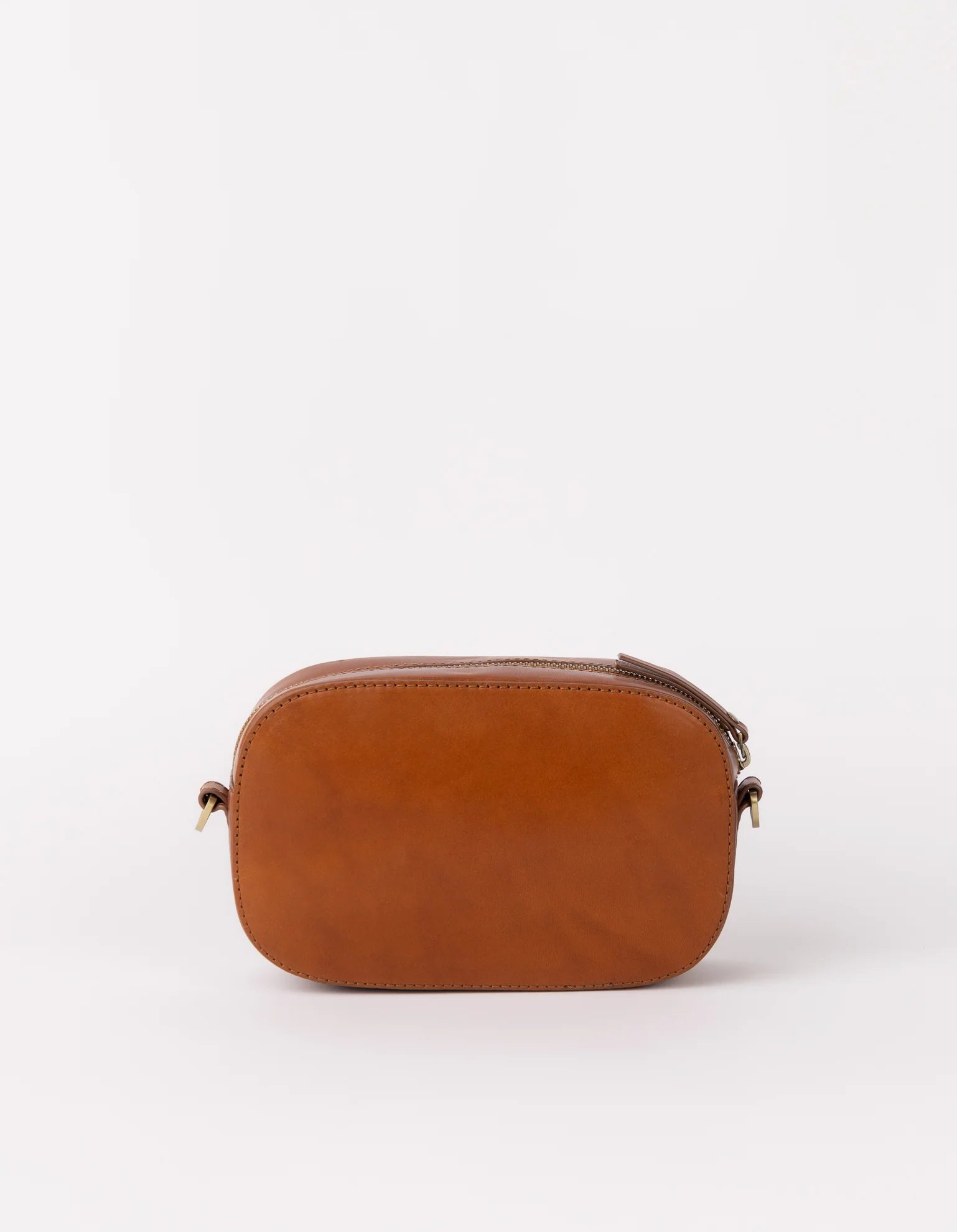 Handtassen - MAYA bag Cognac Classic Leather van O My Bag