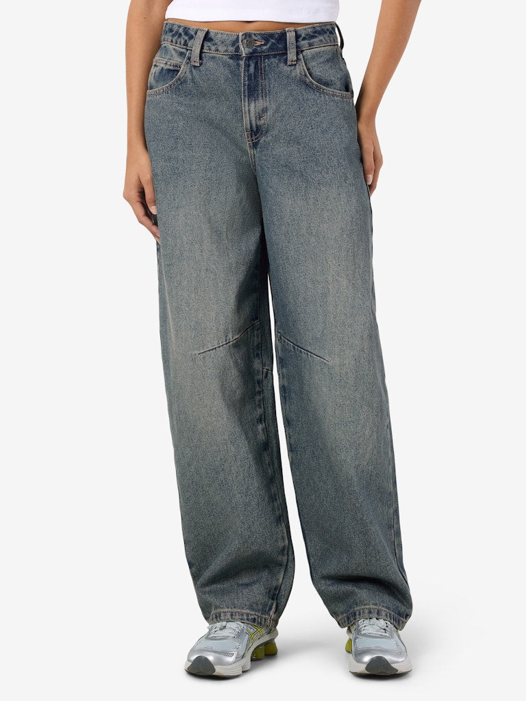 Medium Blue Denim Jeans - Nmhazal Hw Barrel Jeans Vi586Mb Noos van noisy may