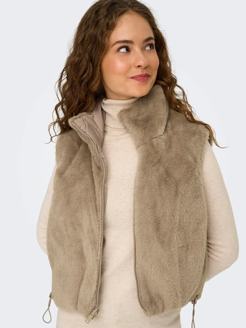 Onldana Life Faux Fur Waistcoat reversible