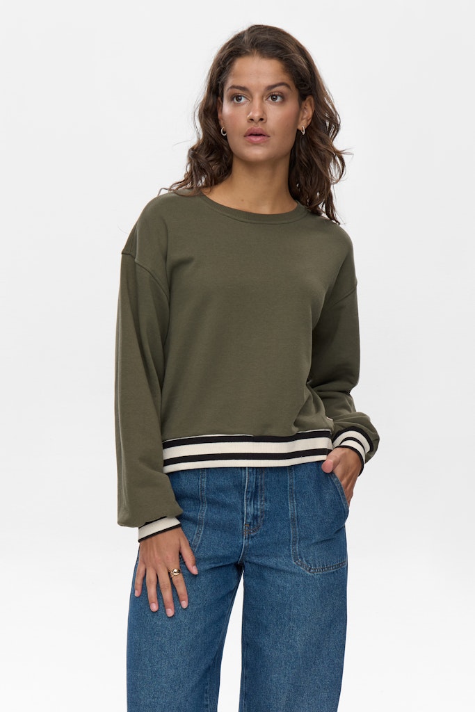 Sweaters - Nutada Sweat van Numph