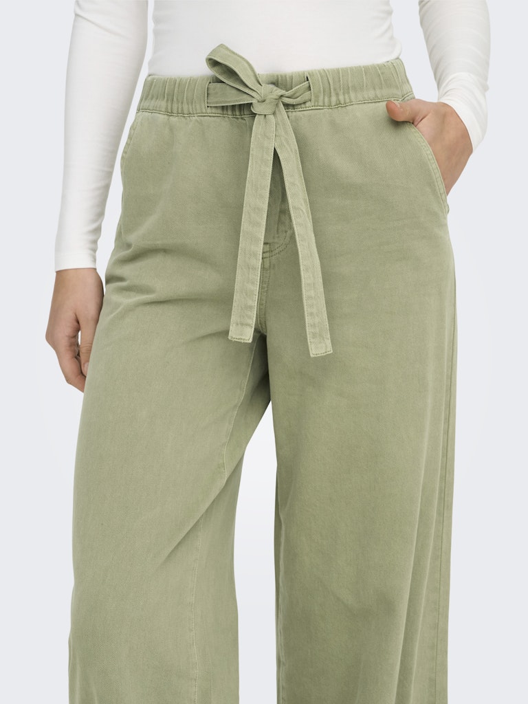 Broeken - Onlsilla Mw Belt Wide Pant van Only