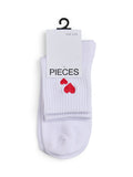Bright white red hearts ONE SIZE Sokken - Pcmova Socks Noos van Pieces