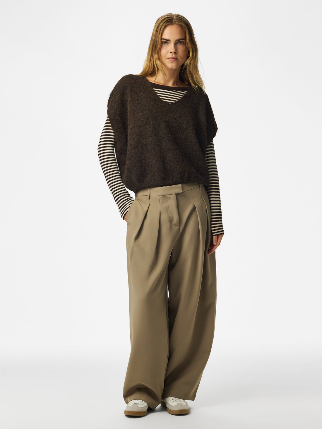 Pcallie Sl V-Neck Knit Vest Noos
