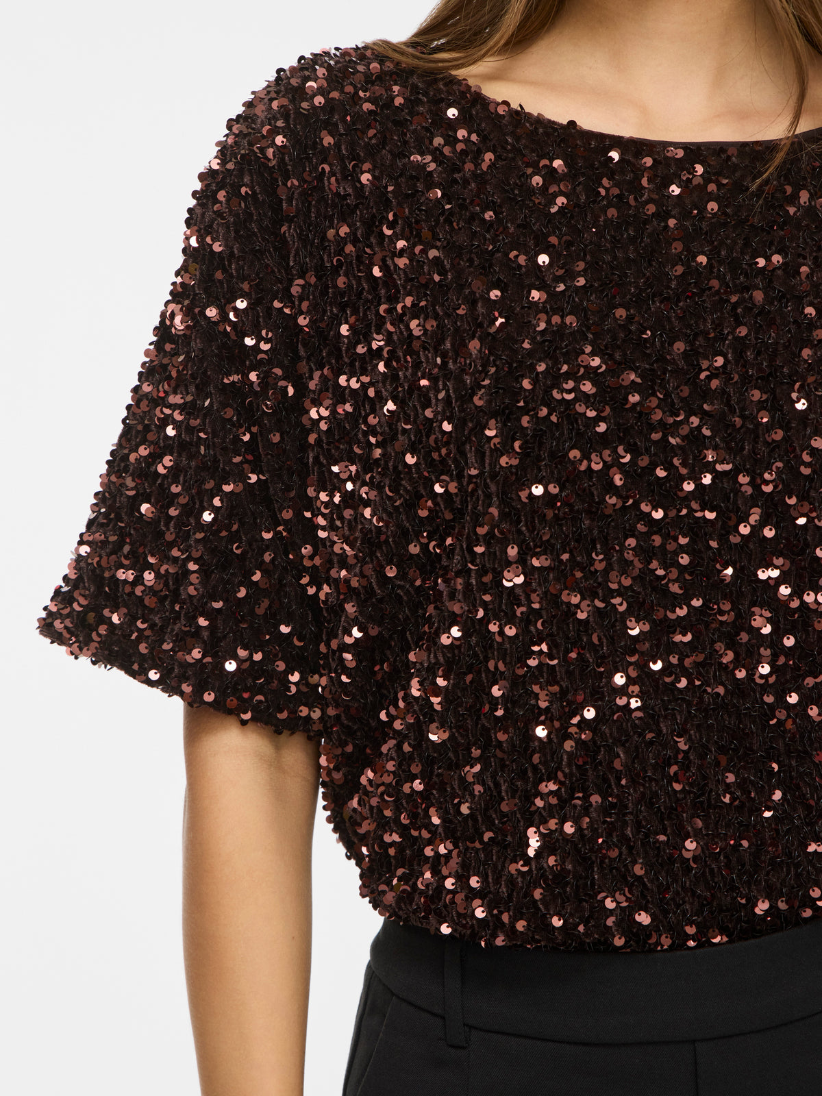 Vifaith O-Neck S/S Sequin Top - AW26