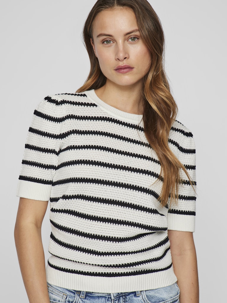 White Alyssum BLACK Pulls - Vidalo O-Neck S/S Stripe Knit Noos - SS25 van Vila