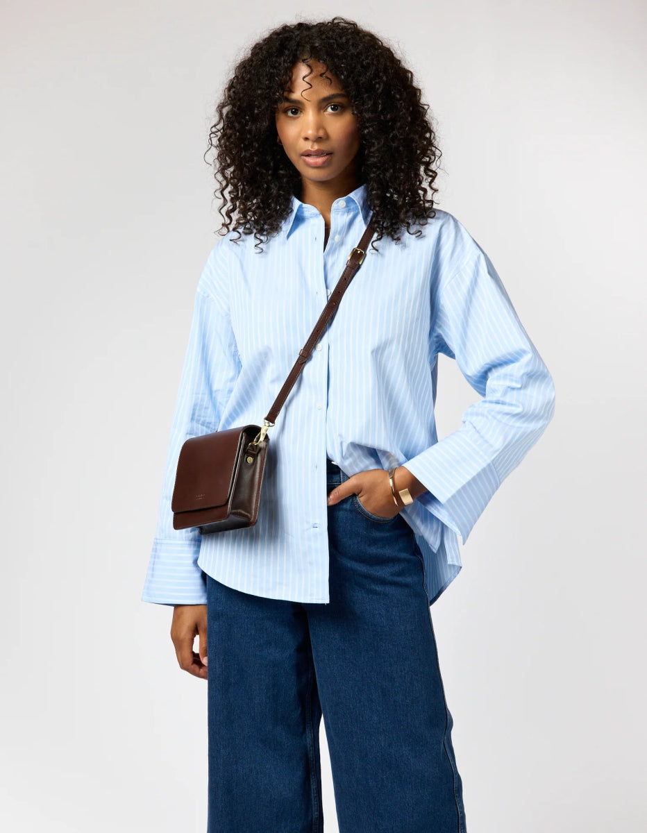 Handtassen - AUDREY MINI bag Chocolate Classic Leather with 2 handles van O My Bag