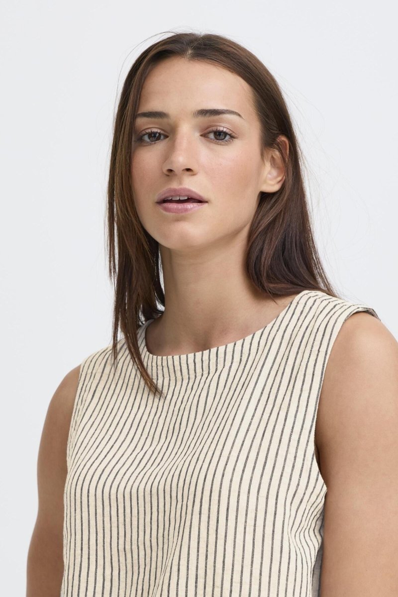 Byfalakka O - Neck Top – Shirts voor dames in kleur | Meisjes