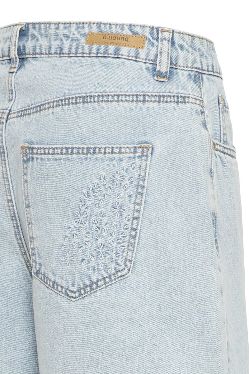 Bykielo Emb Shorts van b.young – Jeans voor dames | Meisjes Brugge