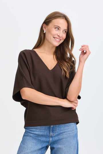 Bymmorla V-neck Short Sleeve - AW26 van b.young – Pulls voor dames | Meisjes Brugge