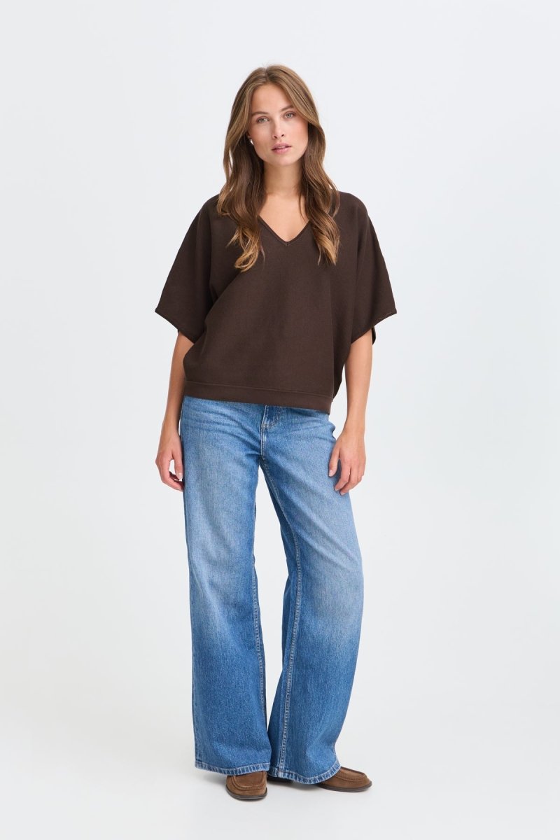 Bymmorla V-neck Short Sleeve - AW26 van b.young – Pulls voor dames | Meisjes Brugge