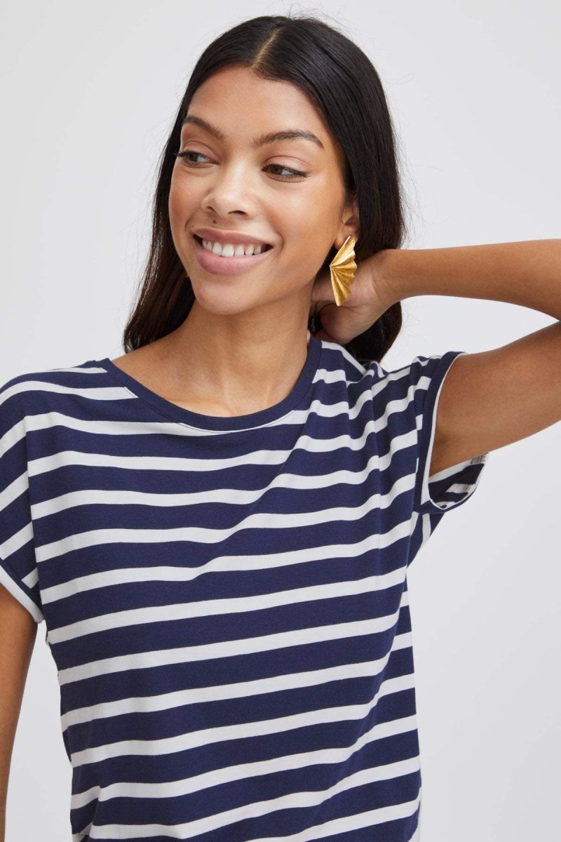 Bypamila O - neck T-shirt - koop T-shirts van b.young bij Meisjes Brugge