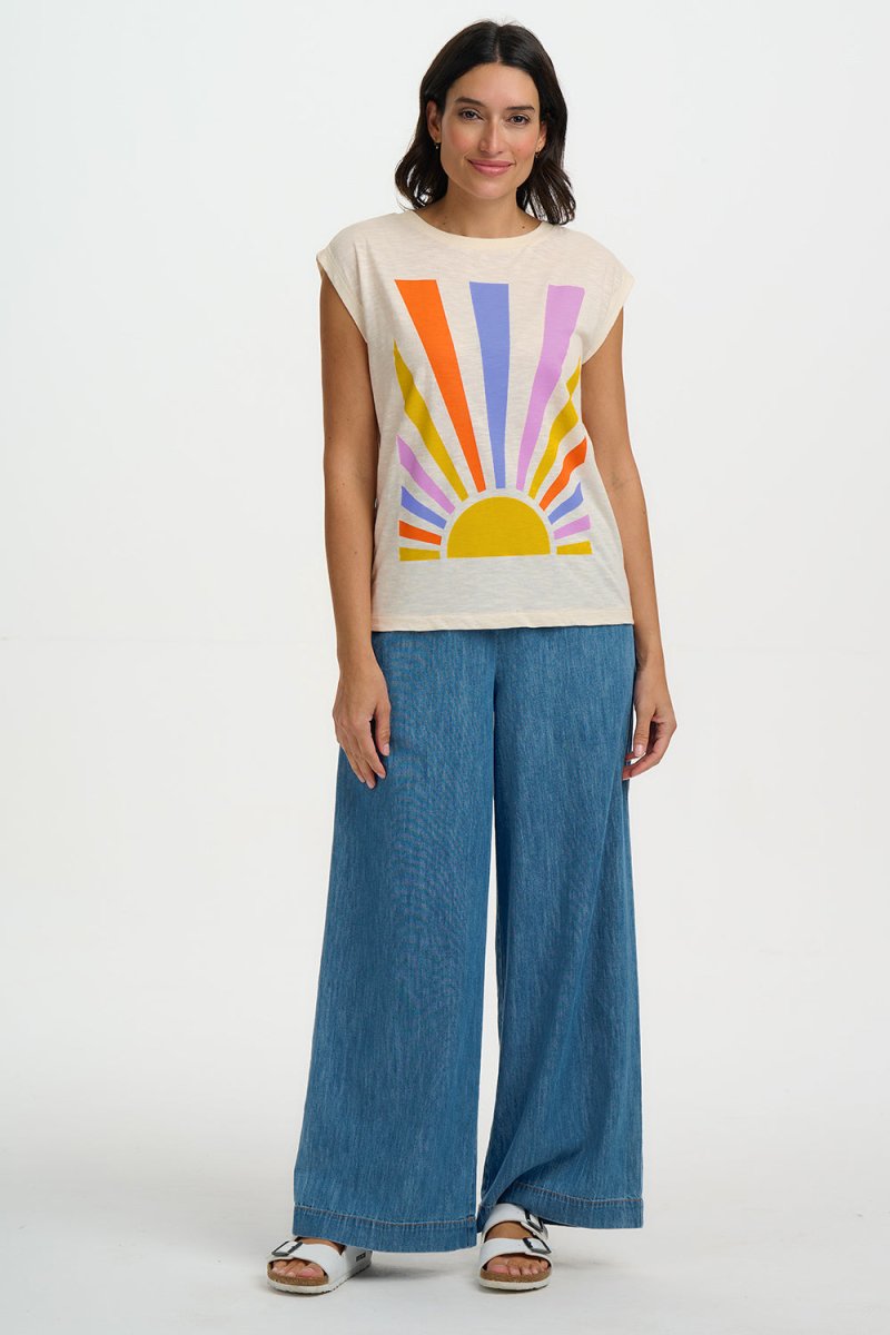 Chrissy Relaxed Tank T-Shirt ss26 van Sugarhill Boutique – T-shirts voor dames | Meisjes Brugge