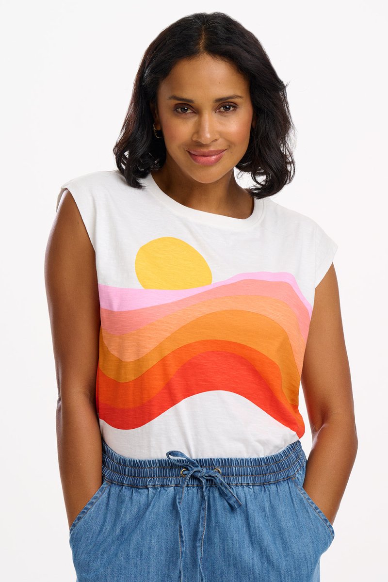 Off-White, Sunset Waves T-shirts - Chrissy Relaxed Tank T-Shirt van Sugarhill Boutique