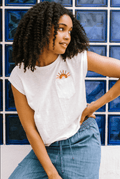 Off-White, Sunshine In My Pocket T-shirts - Chrissy Relaxed Tank T-Shirt van Sugarhill Boutique