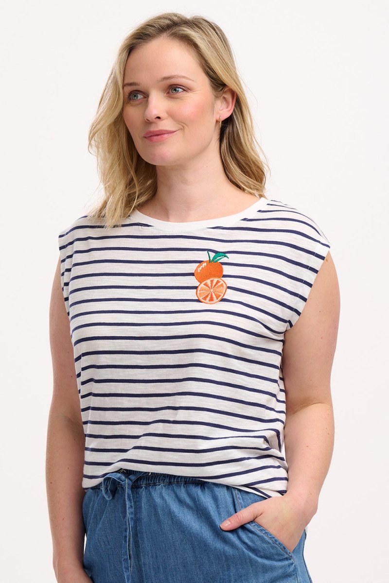Off-White Navy, Fruity Orange T-shirts - Chrissy Relaxed Tank T-Shirt van Sugarhill Boutique