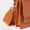 Handtassen - HARPER Cognac Classic Leather with 2 straps van O My Bag