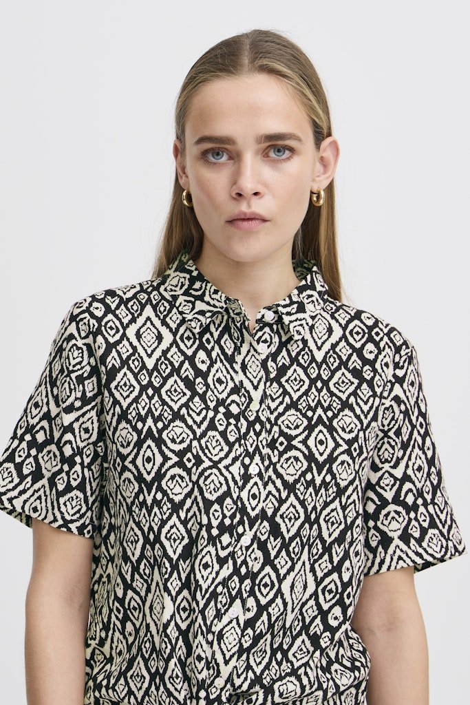 Ihlinno Shirt 2 – Shirts voor dames in kleur | Meisjes