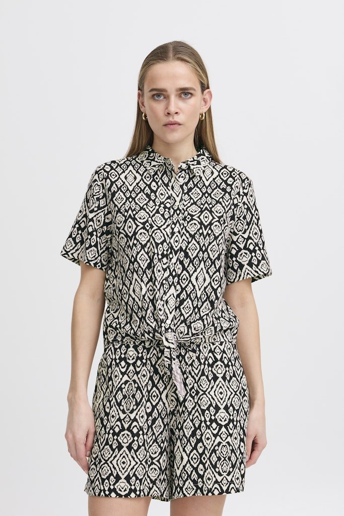 Ihlinno Shirt 2 – Shirts voor dames in kleur | Meisjes