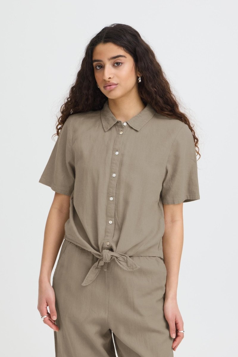 Ihlinno Shirt 2 – Shirts voor dames in kleur | Meisjes