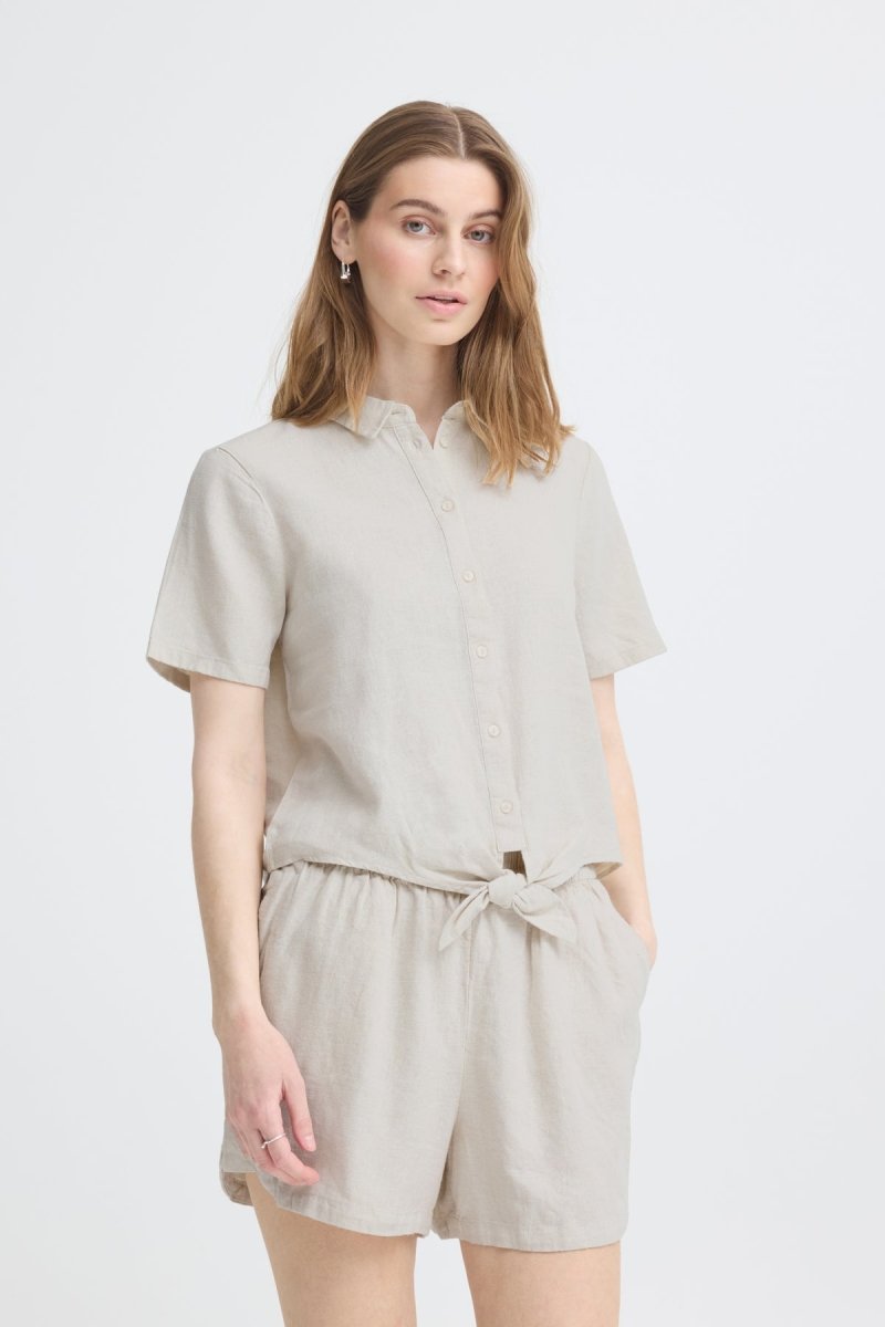 Ihlinno Shirt 2 – Shirts voor dames in kleur | Meisjes