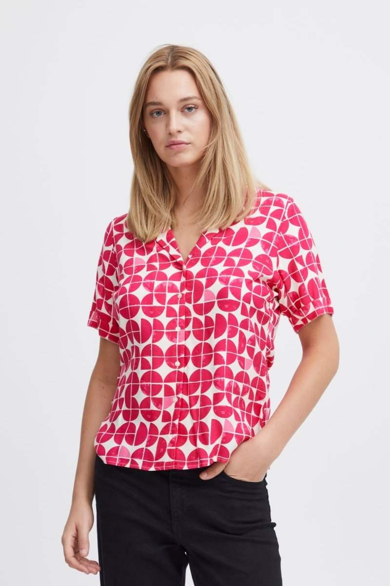 Love Potion Graphic Aop Shirts - Ihnasreen Shirt 7 van Ichi