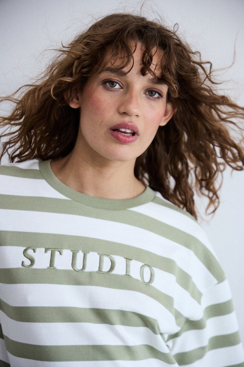 Ihocie Sweat 2 – T-shirts voor dames in kleur | Meisjes