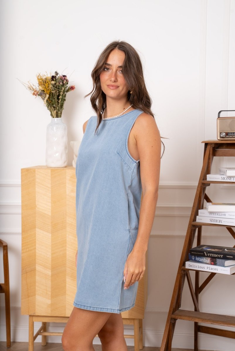 Jeans open back sleeveless dress van Kilky – Jurken voor dames | Meisjes Brugge