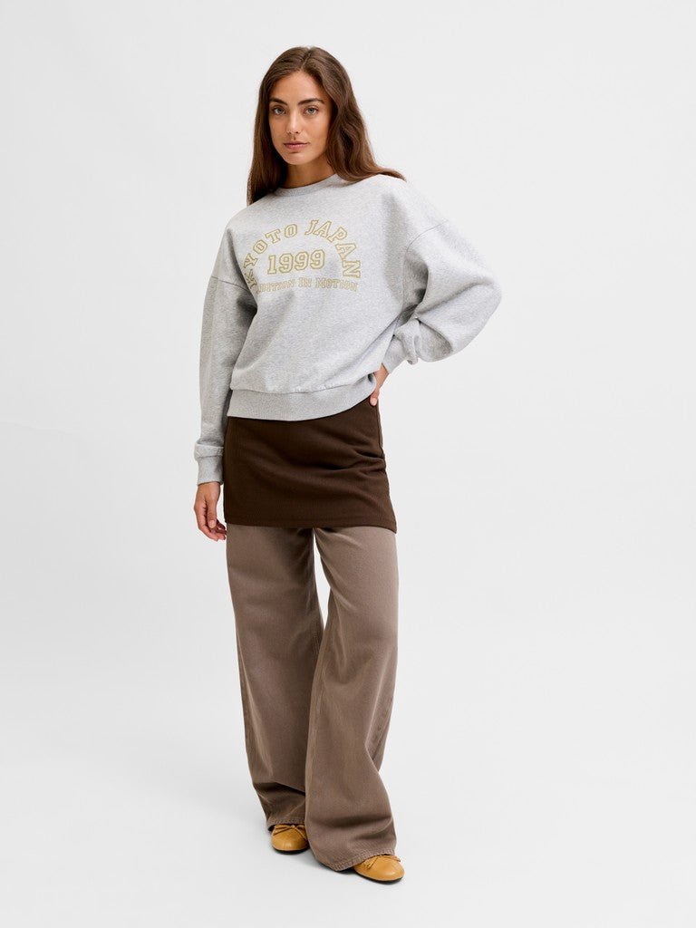 Jxmerle Rlx Short Ls Crew Swt - AW26 van JJXX – Sweaters voor dames | Meisjes Brugge